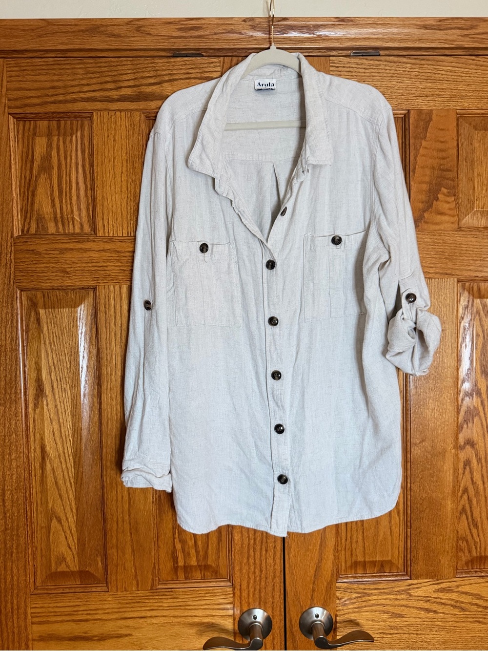 ARULA Cream Button-Front Shirt